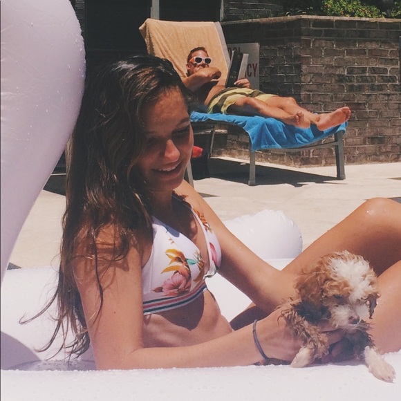 H&M floral bikini top - Picture 2 of 2